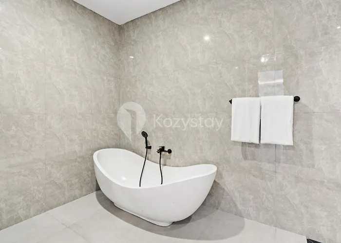 Kros By Kozystay - Villa Legian (Bali)